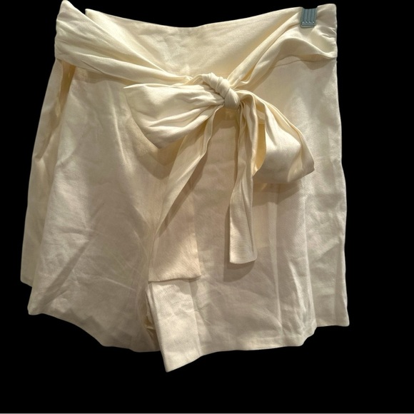 Daniel Cremieux Women’s Shorts with Tie-Sz 6 Preppy Neutral Staple Versatile - Picture 1 of 3